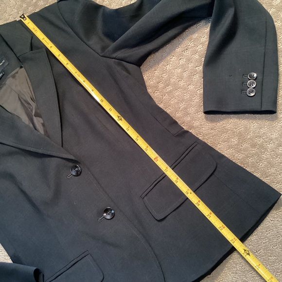 Banana Republic Factory Woman’s suit,blazer & skirt,pleated back & kick pleat, 6 - Picture 7 of 13